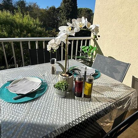 Proche Centre Sanary Studio Climatise 4 Personnes Exterior foto