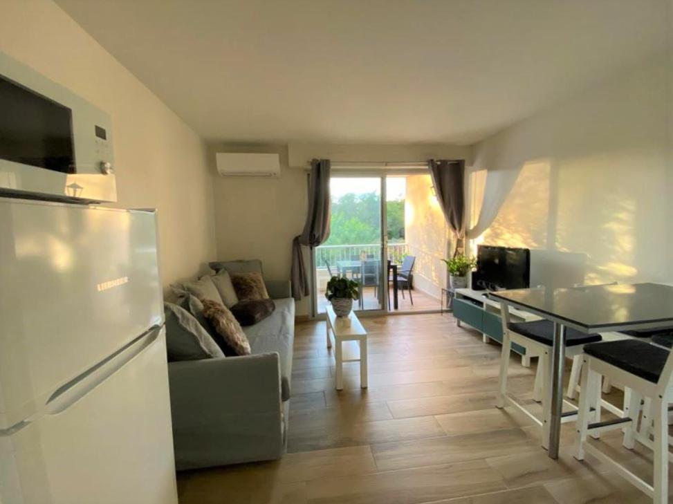 Proche Centre Sanary Studio Climatise 4 Personnes Exterior foto